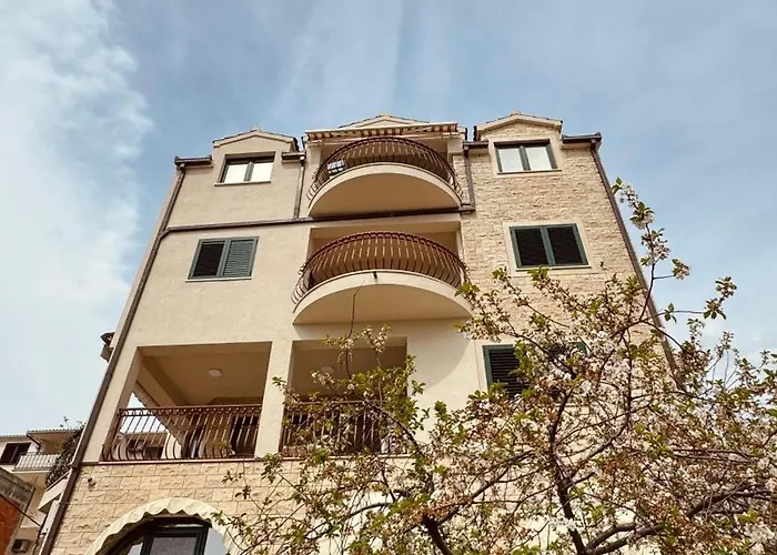 Apartman Penthouse Lapis Split