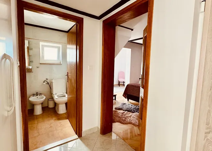 Penthouse Lapis Apartman