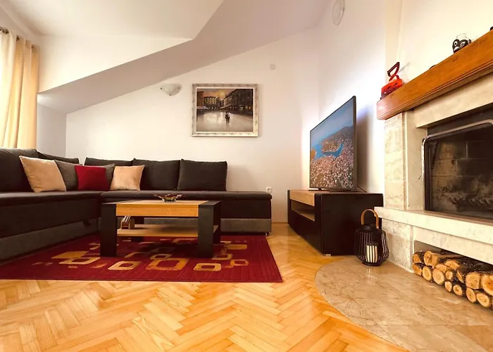 Penthouse Lapis * Split