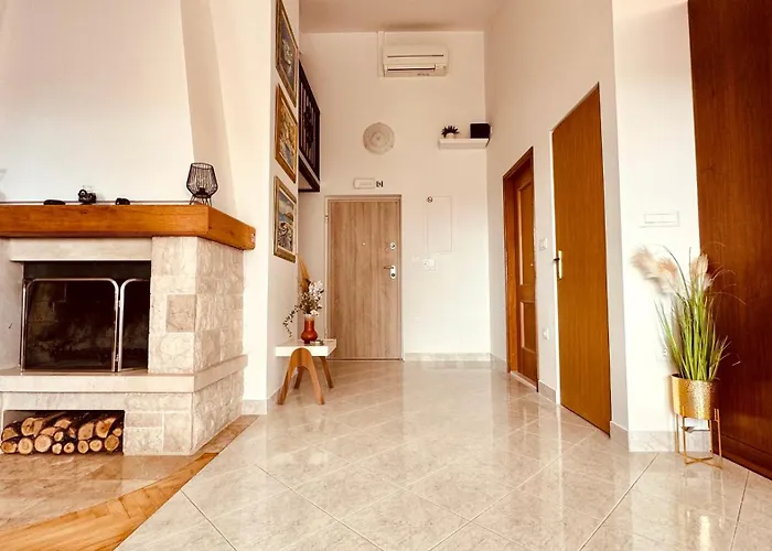 Διαμέρισμα Penthouse Lapis